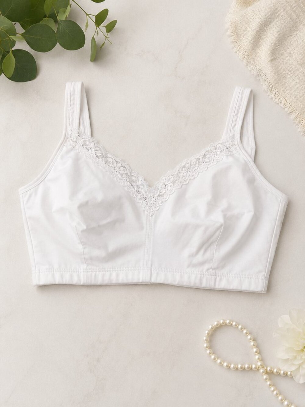 Just My Size by Hanes 46DD White Smoothing Wirefree Bra 125W Lace Trim